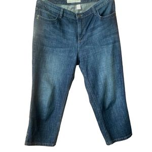CHICO'S Platinum Denim Dark Blue Wash Capri Jeans - Size 1/ US 8